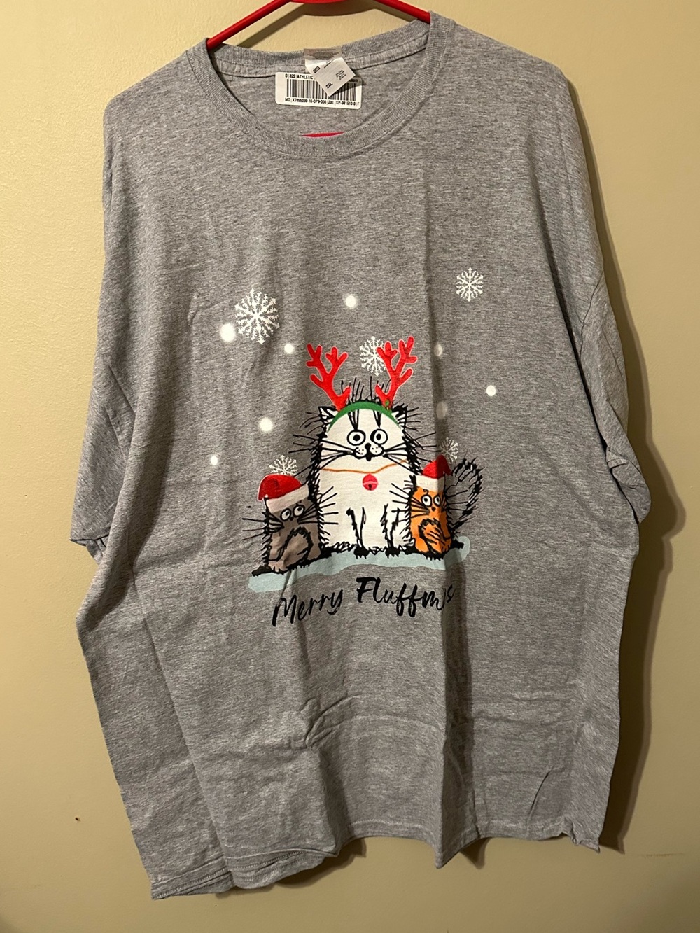 Gray Holiday Cat Graphic Tee - Merry Fluffmas, size 2XL, never worn,long sleeve
